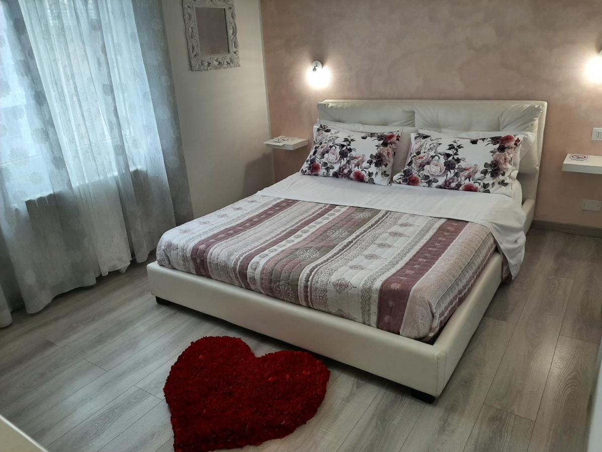 Viola Di Mare Rooms And Parking Termoli Exteriér fotografie